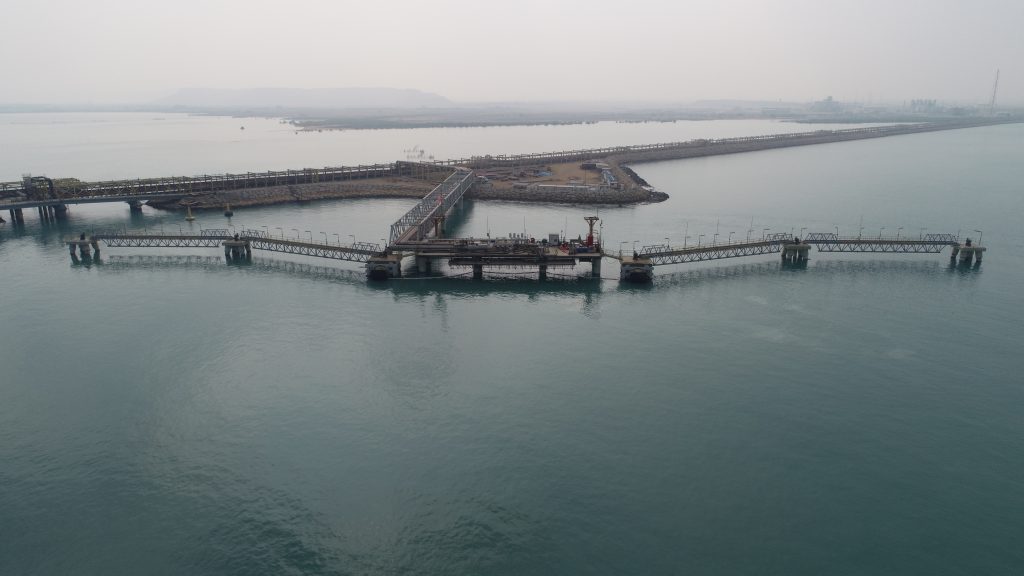 پروژه ساخت و بهره برداری اسکله نفتی 